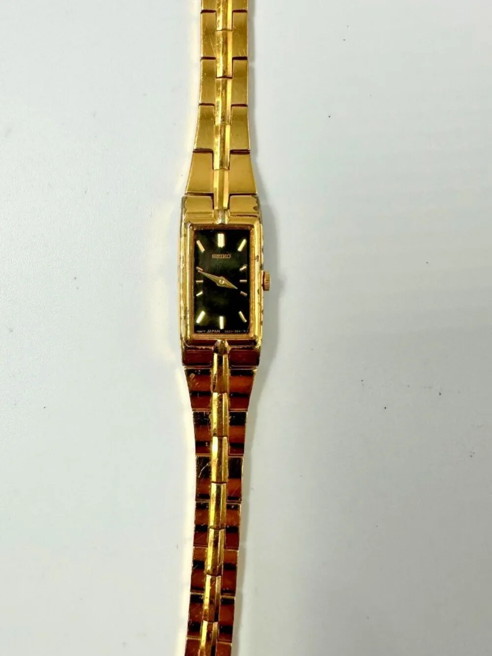 Vintage Seiko Watch Women Gold Tone Black 2E20-7479 New Battery 6.5